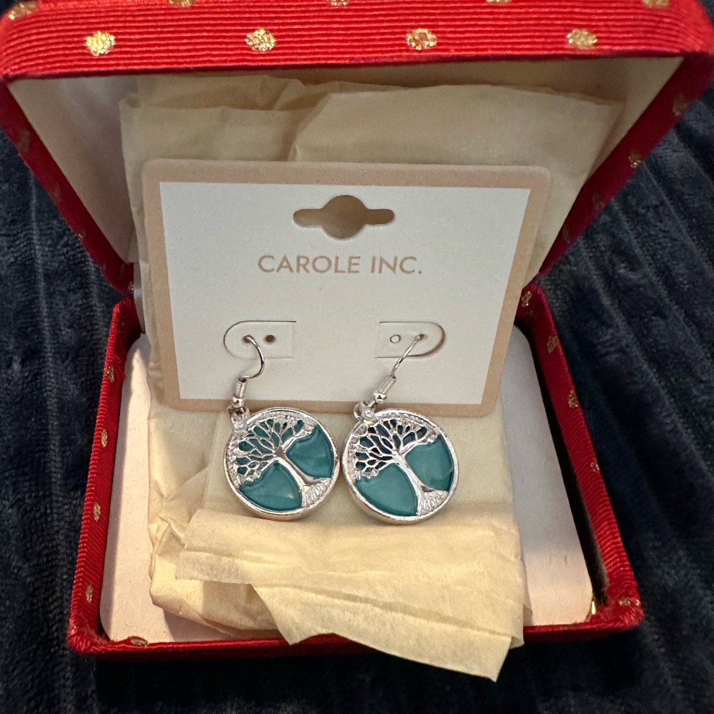 Nwt Carole Inc Tree Of Life Earrings